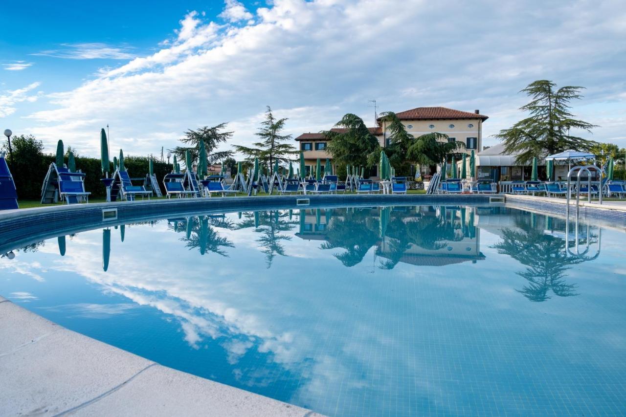 Hotel Villa Sara Mestre Exteriér fotografie